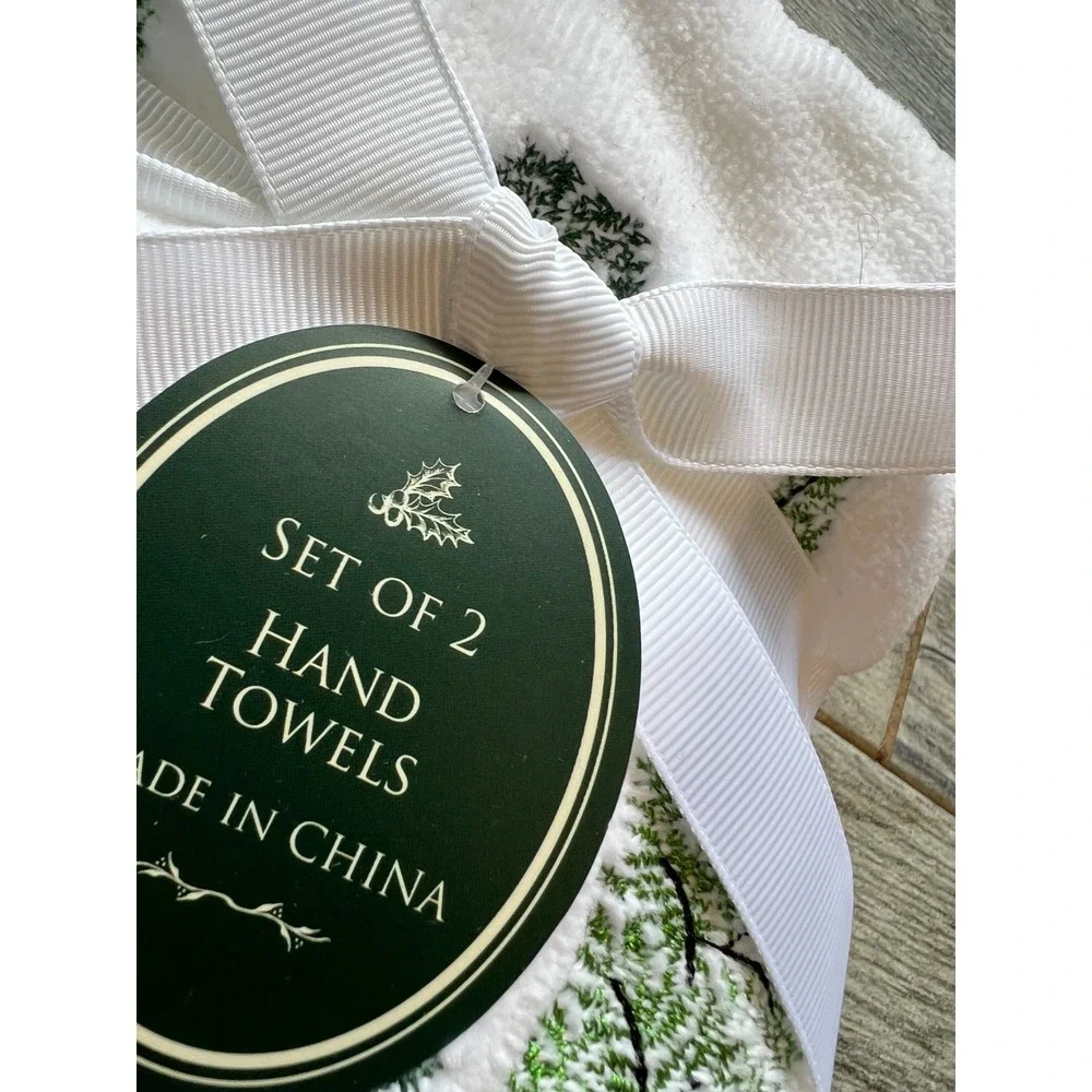 Wellesley Manor Hand Towels Set of 2 Holiday Collection Red Ribbon NWT Trees JoY